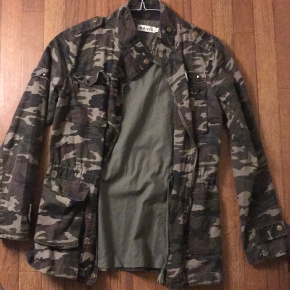 Army jacket - Picture 1 of 1